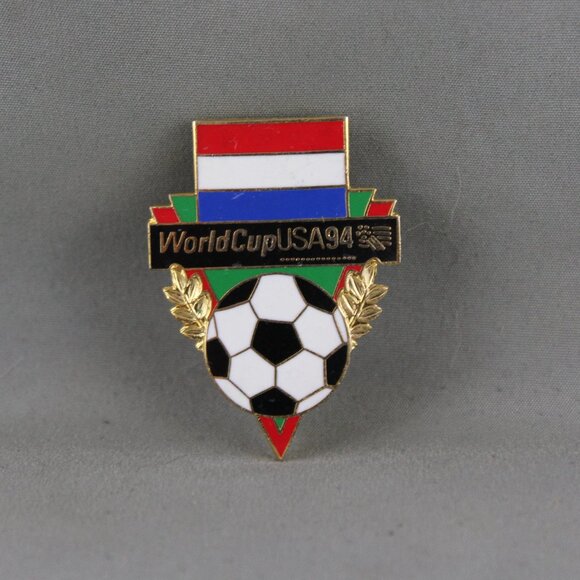 Team Netherlands Soccer Pin - 1994 World Cup by Peter David - Flag and Ball - Picture 1 of 3